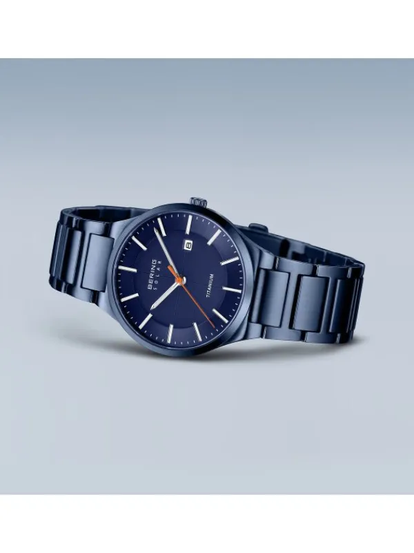 BERING Herrenuhren-Armbanduhr mit Titanband Slim Solar 15239-797