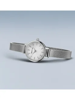 BERING Damenuhren-Classic silber mit Perlmutt-Zifferblatt 11022-004