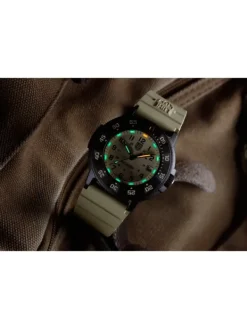 LUMINOX Herrenuhren-ORIGINAL NAVY SEAL 3000 EVO SERIES sand XS.3010.EVO.S