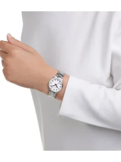 MONDAINE Damenuhren-Classic 30 mm Stahlband A658.30323.11SBJ
