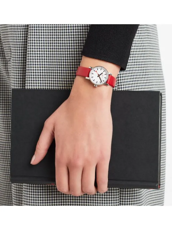 MONDAINE Damenuhren-evo2, 26 mm Leder vegan rot MSE.26110.LCV