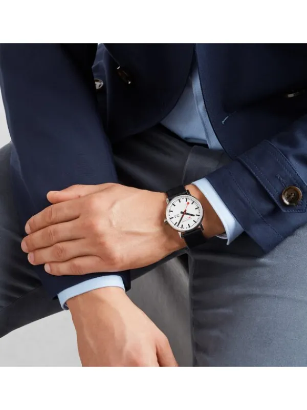 MONDAINE Herrenuhren-evo2, 40 mm Weiß Leder vegan Datum MSE.40210.LBV