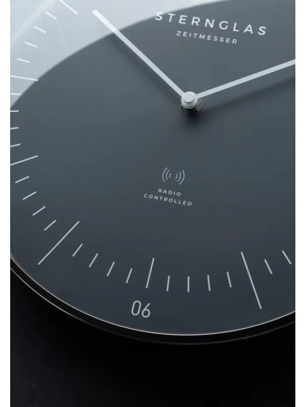 STERNGLAS Wecker + Co. | Wanduhren-Wanduhr NAOS 30cm grau FUNK S14-009